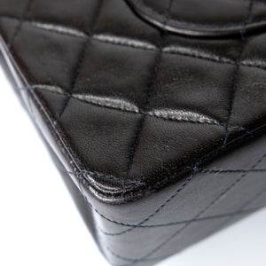 CHANEL VINTAGE MEDIUM CLASSIC FLAP LAMB SKIN GHW