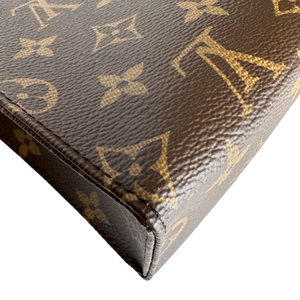 LOUIS VUITTON POCHE TOILETTE MONOGRAM CANVAS