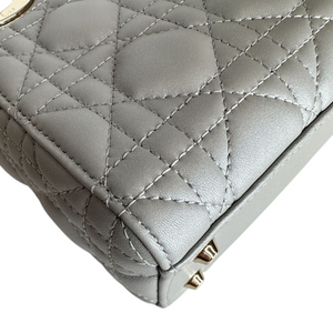 DIOR MINI LADY DIOR OPALINE GREY SHW