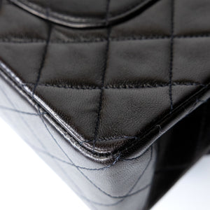CHANEL VINTAGE MEDIUM CLASSIC FLAP LAMB SKIN GHW