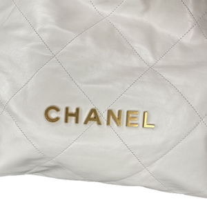 CHANEL 22 BAG SMALL WHITE GHW