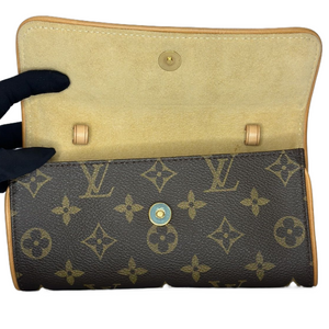 LOUIS VUITTON Pochette Twin PM Monogram M51852