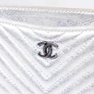 CHANEL CARD HOLDER SILVER