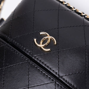 CHANEL VERTICAL PHONE CASE BLACK LAMBSKIN GHW