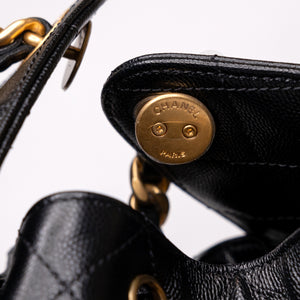 CHANEL 25 MEDIUM BAG CAVIAR LEATHER GHW