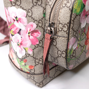 GUCCI GG SUPREME BLOOMS BACKPACK
