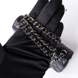 CHANEL MINI CLASSIC FLAP LAMSKIN BLACK