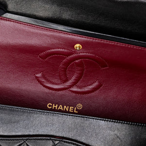 CHANEL VINTAGE MEDIUM CLASSIC FLAP LAMB SKIN GHW