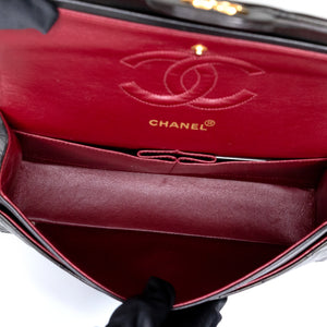 CHANEL VINTAGE MEDIUM CLASSIC FLAP LAMB SKIN GHW