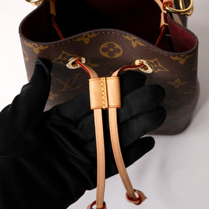 LOUIS VUITTON NEONOE BB MONOGRAM CANVAS