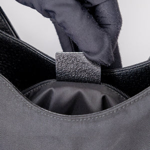 GUCCI VINTAGE BLACK JACKIE CANVAS SHOULDER BAG SHW
