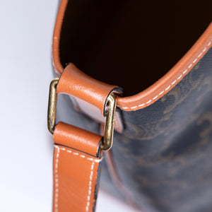 CELINE MEDIUM BUCKET IN TRIOMPHE CANVAS AND CALF SKIN BAG