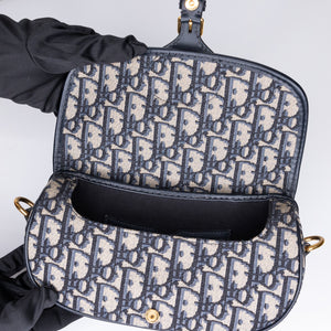 CHRISTIAN DIOR EAST-WEAT BOBBY BAG BLUE DIOR OBLIQUE JACQUARD