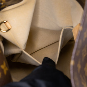 LOUIS VUITTON ARTSY MM MONOGRAM CANVAS