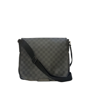 LOUIS VUITTON DAMIER GRAPHITE GM SHOULDER MESSENGER N58033