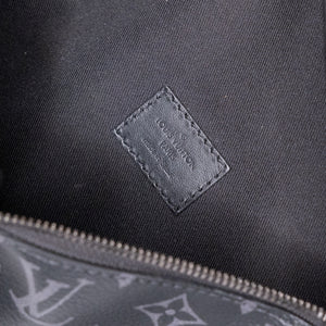 LOUIS VUITTON DISCOVERY BUMBAG PM MONOGRAM ECLIPSE