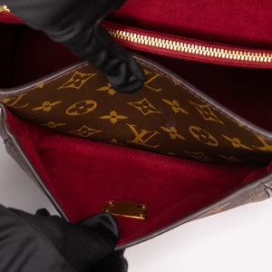 LOUIS VUITTON PASSY MONOGRAM CANVAS BLACK/GOLD HARDWARE (MICROCHIP)