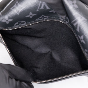 LOUIS VUITTON DISCOVERY BUMBAG PM MONOGRAM ECLIPSE