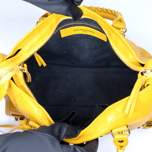 BALENCIAGA SMALL CLASSIC CITY CROSSBODY BAG YELLOW GHW