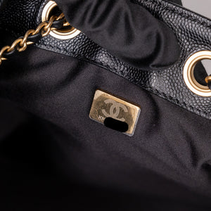 CHANEL 25 MEDIUM BAG CAVIAR LEATHER GHW