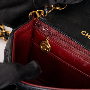 CHANEL VINTAGE CLASSIC SQUARE FLAP LAMBSKIN GHW