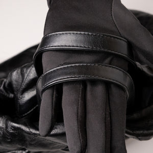 CHANEL 22 BACKPACK CALFSKIN BLACK GHW