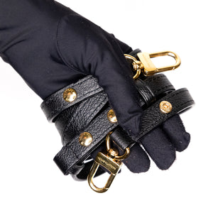 LOUIS VUITTON NEONOE BLACK LEATHER