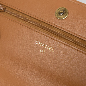 CHANEL 19 WALLET ON CHAIN LAMBSKIN CARAMEL MULTICOLOUR HARDWARE(MICROCHIP))