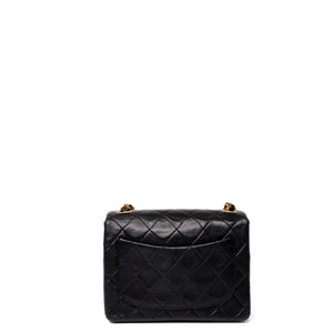 CHANEL VINTAGE CLASSIC SQUARE FLAP LAMBSKIN GHW