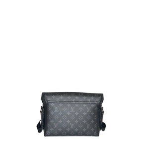 LOUIS VUITTON VOYAGER MESSENGER BAG