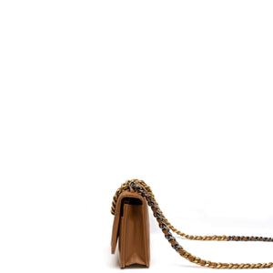 CHANEL 19 WALLET ON CHAIN LAMBSKIN CARAMEL MULTICOLOUR HARDWARE(MICROCHIP))