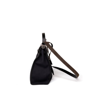 HERMES HERBAG 31 BLACK SHW STAMP T