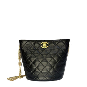 CHANEL BLACK CALFSKIN CC ENAMEL BUCKET SHOULDER BAG