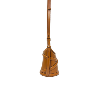 ALEXANDER MACQUEEN THE CURVE SMALL BAG TAN