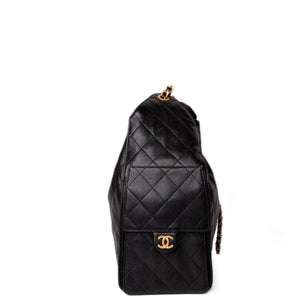 CHANEL 25 MEDIUM BAG CAVIAR LEATHER GHW