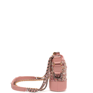 CHANEL SMALL GABRIELLE HOBO BAG TWEED/CALFSKIN MULTICOLOUR / MULTICOLOUR HARDWARE