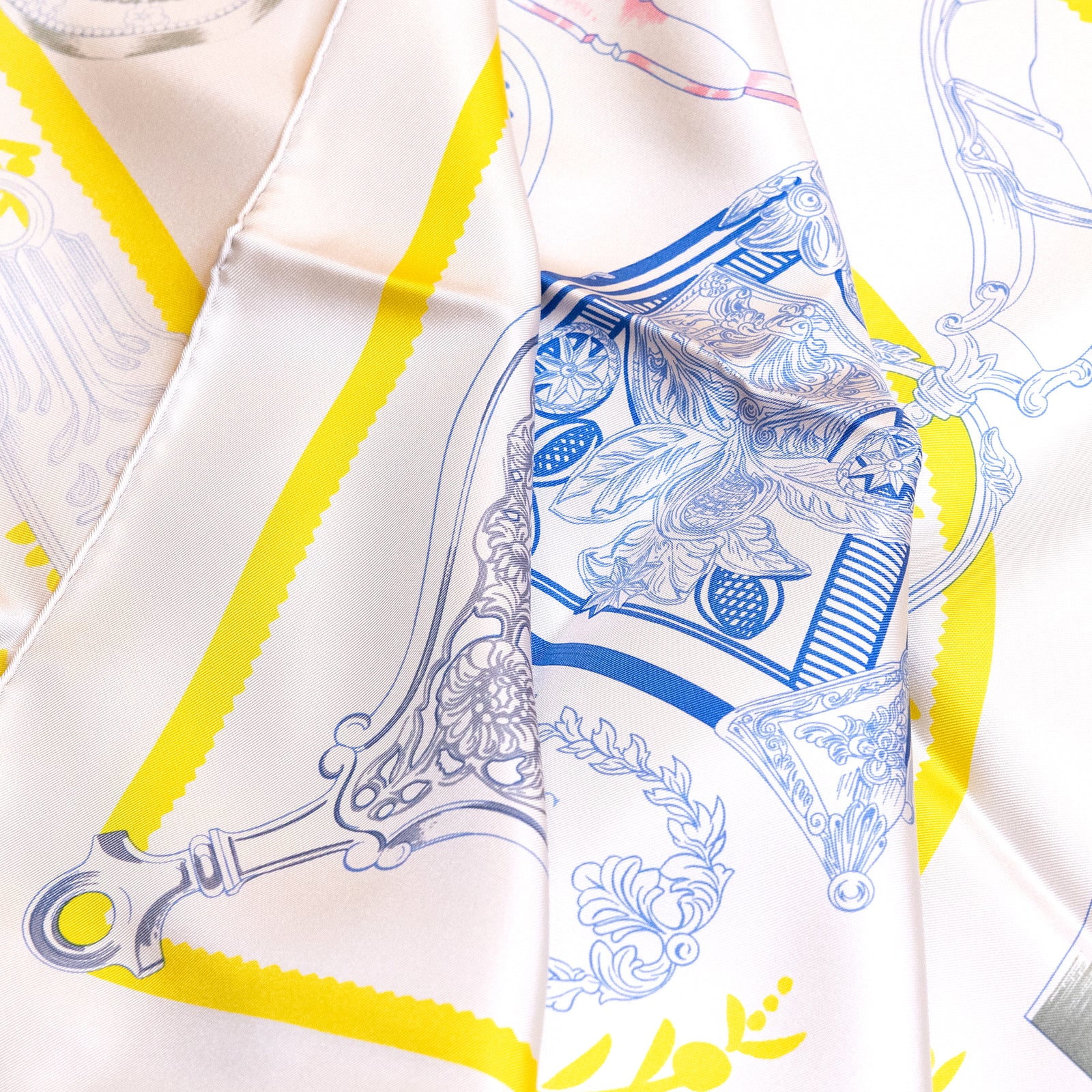 HERMES CLIQUETIS SILK SCARF 90CM