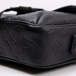 LOUIS VUITTON GETAWAY MESSENGER  BLACK MONOGRAM SHADOW LEATHER BLACK HARDWARE