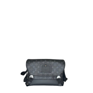 LOUIS VUITTON VOYAGER MESSENGER BAG