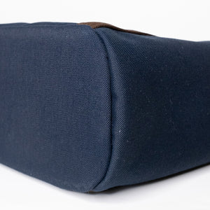 HERMES THE GROOMING BAG BLUE NAVY / FEU STAMP Z