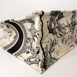 DIOR MEDIUM BOOK TOTE TOILE DE JOUY ZODIAC EMBROIDERY
