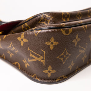 LOUIS VUITTON PASSY MONOGRAM CANVAS BLACK/GOLD HARDWARE (MICROCHIP)