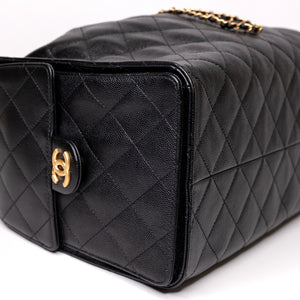 CHANEL 25 MEDIUM BAG CAVIAR LEATHER GHW