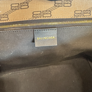 BALENCIAGA SIGNITURE SHOPPING TOTE