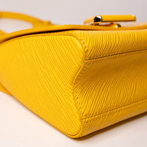 LOUIS VUITTON TWIST MM EPI LEATHER YELLOW GHW (MICROCHIP)