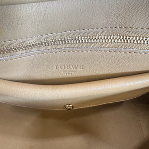 LOEWE SUEDE AMAZONA 28 HANDBAG CAMEL