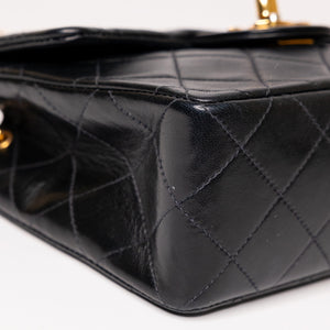 CHANEL VINTAGE CLASSIC SQUARE FLAP LAMBSKIN GHW