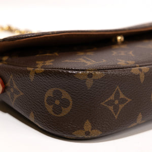 LOUIS VUITTON IVY WALLET OF CHAIN MONOGRAM CANVAS GHW