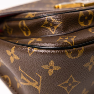 LOUIS VUITTON PASSY MONOGRAM CANVAS BLACK/GOLD HARDWARE (MICROCHIP)