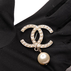 CHANEL CC PEARL DROP BROOCH METAL